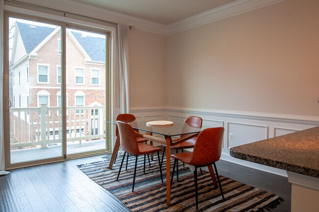 Foto del edificio - 3634 Jamison St NE