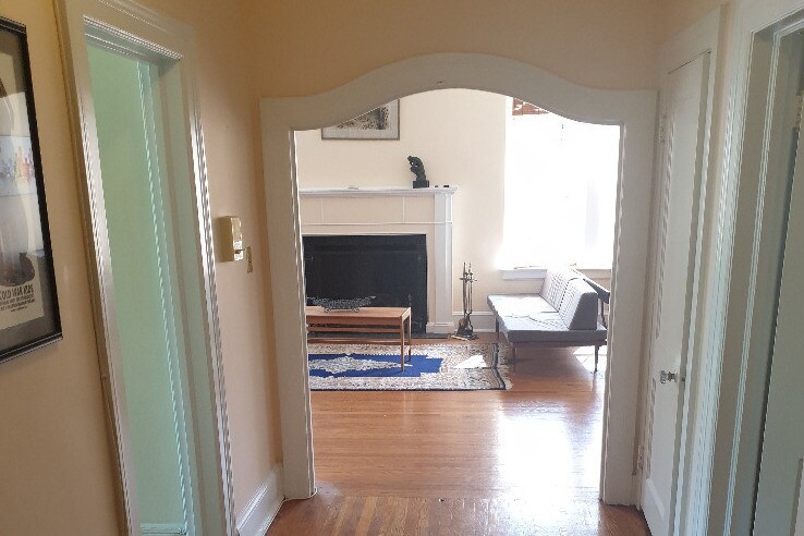 Primary Photo - 102 W 39th St