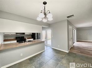 Building Photo - 2940 Tangerine Ct