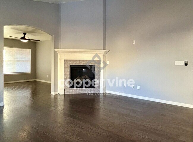 Foto del edificio - 5189 Thistle Dr