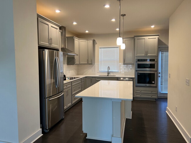 Building Photo - 3822 Sky Haven Dr