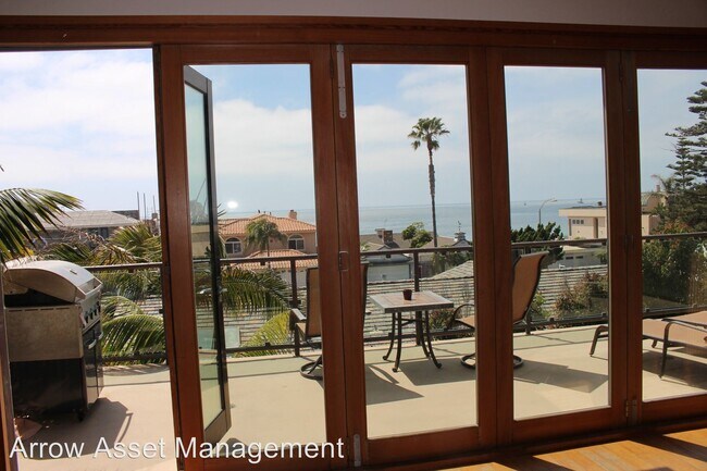 Building Photo - 5225-5227 Carlsbad Blvd
