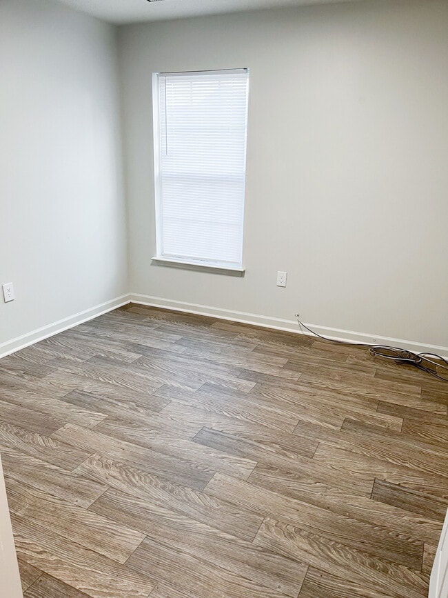 Building Photo - Ridge View Apartments