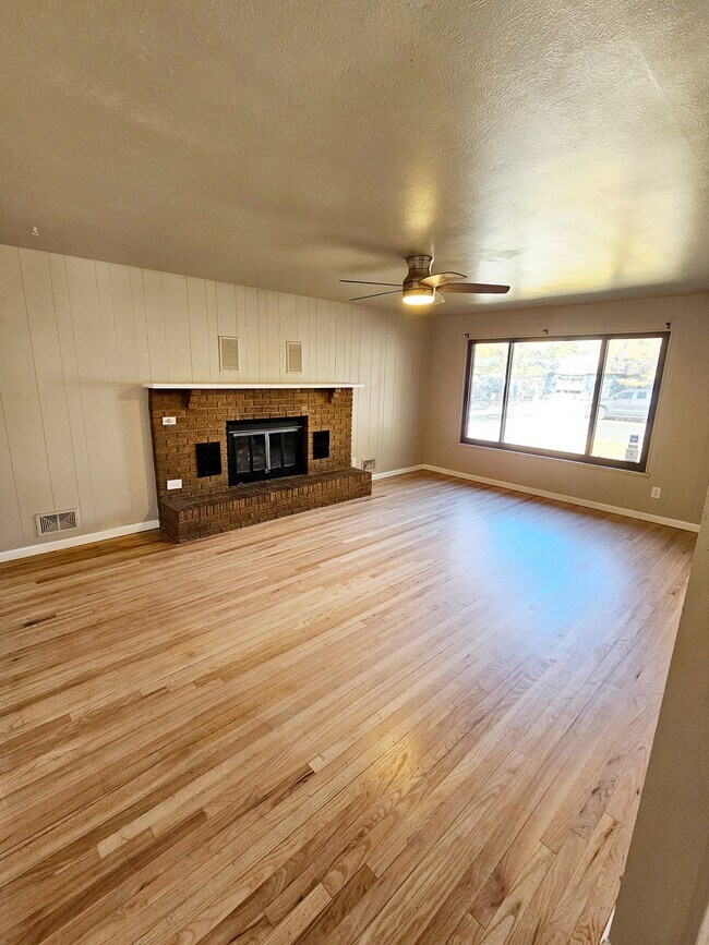 Foto del edificio - 13796 E 25th Ave