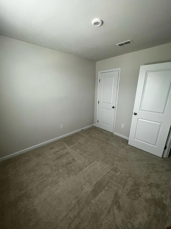 Building Photo - 104 Verdant Leaf Wy