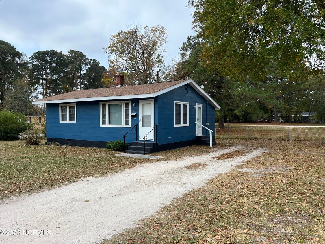 1801 Clark Ave, New Bern, NC 28560 House Rental in New Bern, NC
