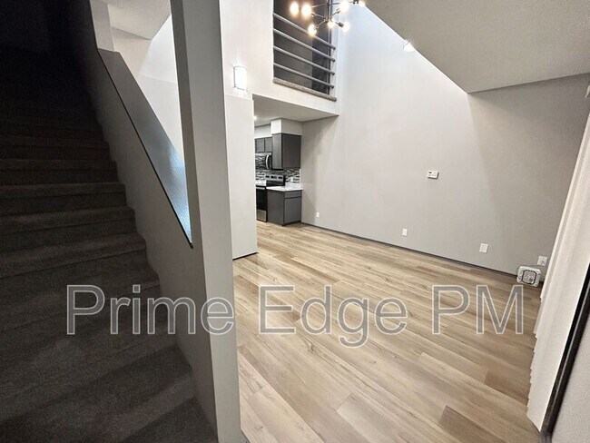 Foto del edificio - 1741 Ridgehaven Ct