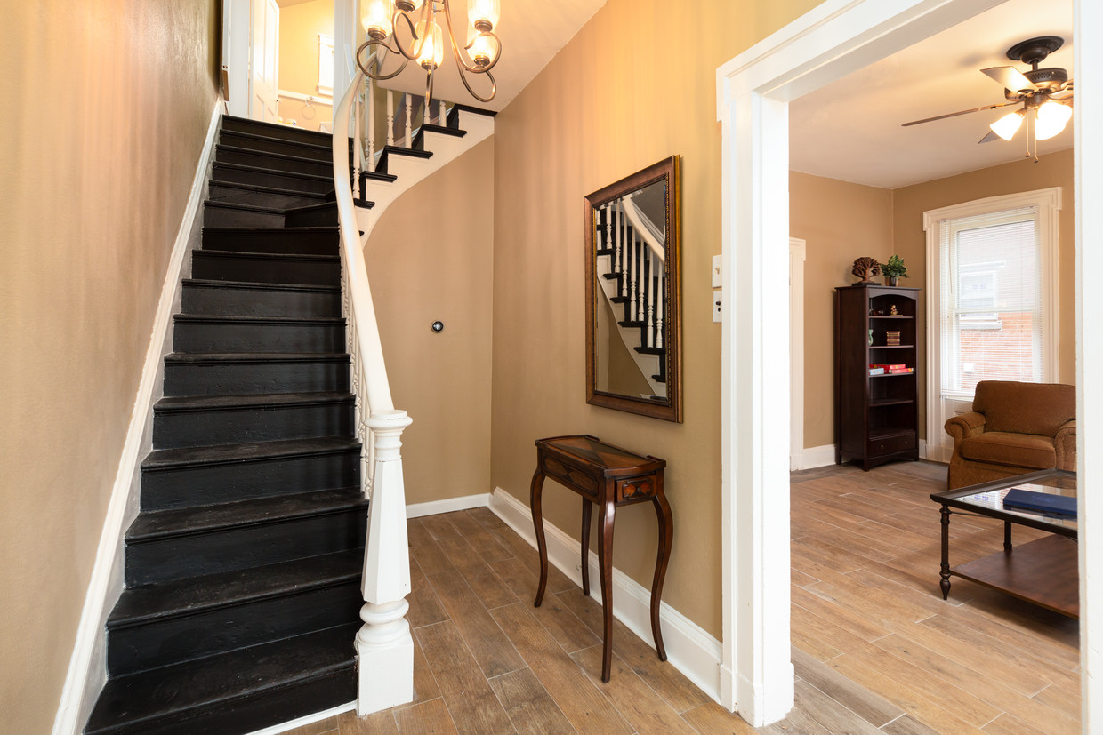 Foto principal - 568 Madison St