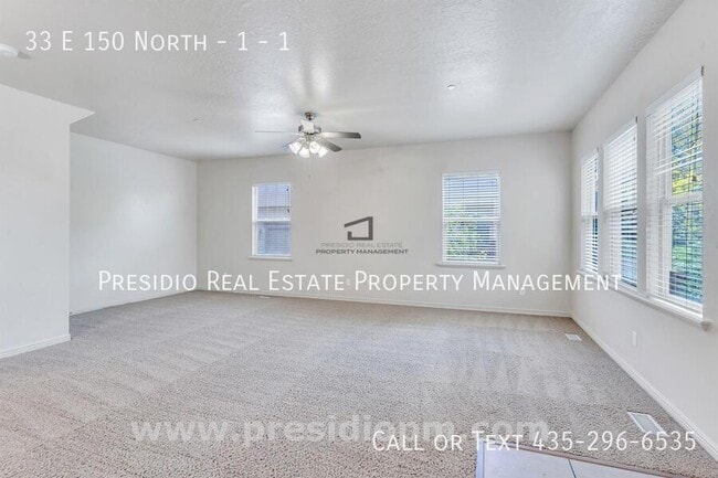 Building Photo - 33 E 150 N