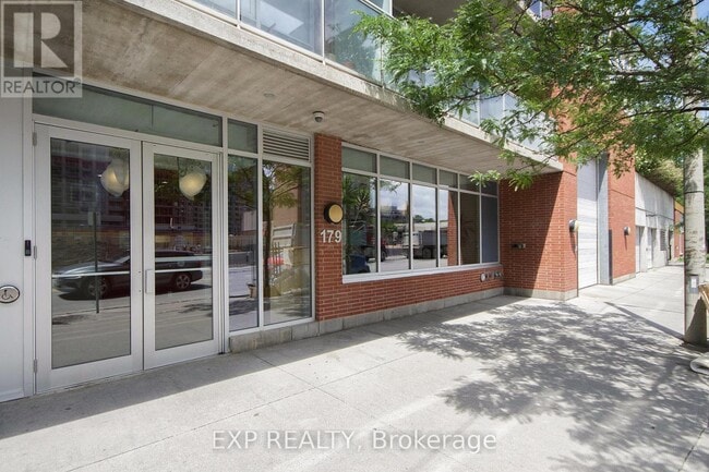 Building Photo - 179-1179 George St
