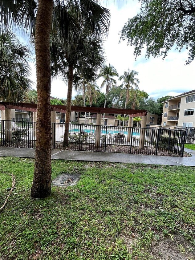 9166 W Atlantic Blvd Unit 1614, Coral Springs, FL 33071 Condo for