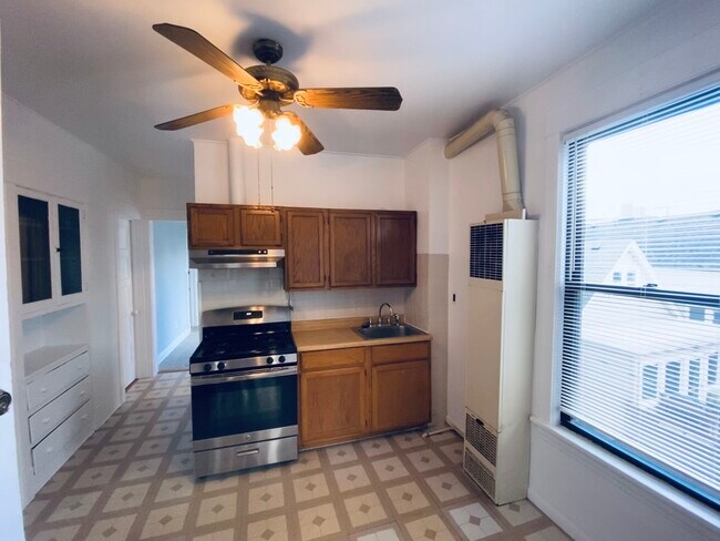 Foto del edificio - 2523 W Winona St