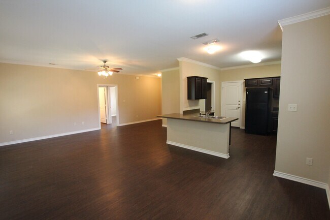 Foto del edificio - Gorgeous 3 Bedroom Home in The Ranch Subdi...