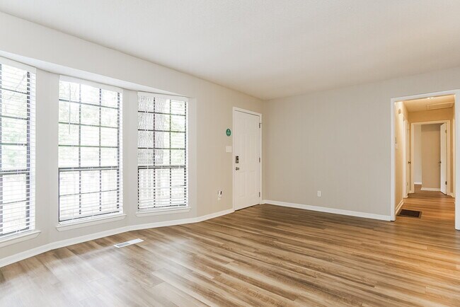 Foto del edificio - 6518 Chrissy Dr