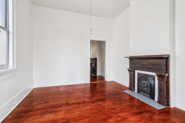 Foto del edificio - 2642 Lepage St
