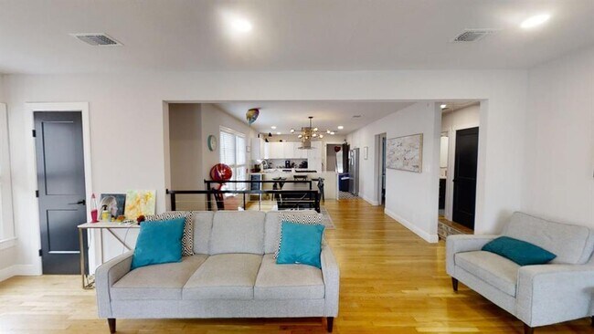 Foto del edificio - 2503 Hartford Rd