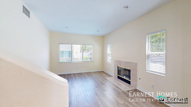 Building Photo - 20300 Vanowen St