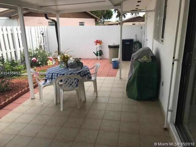 Foto del edificio - 14015 SW 55th St