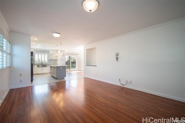 Building Photo - 95-1053-1053 Mahea St