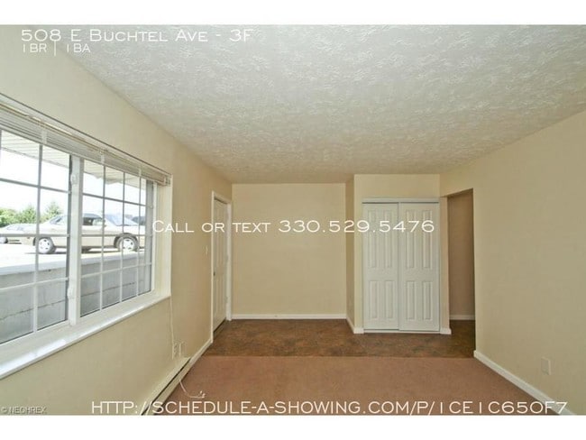 Building Photo - CLEAN AND MOVE IN READY!!!!!!!!!!!