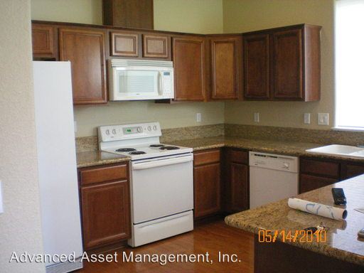 Building Photo - 5614 Churchill Green Dr