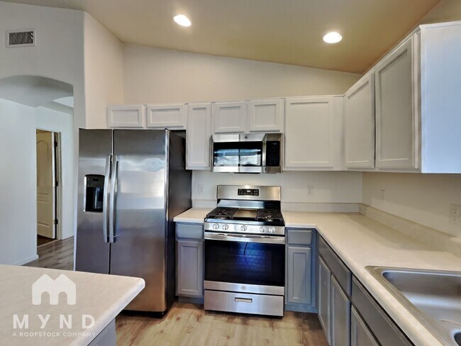 Building Photo - 2629 W Cezanne Cir