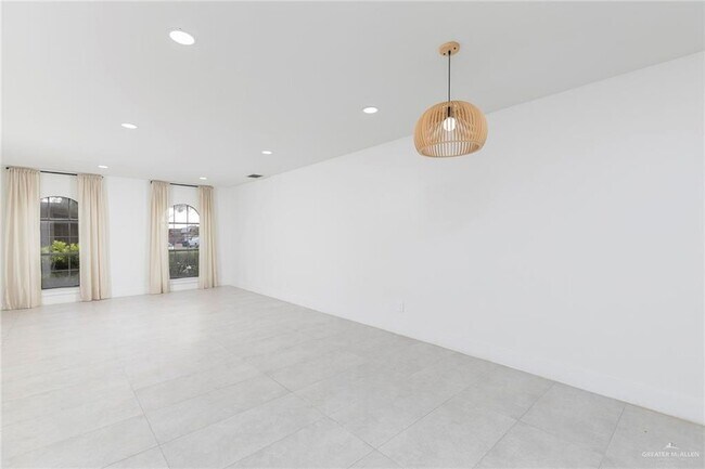 Foto del edificio - 21 S 5th St