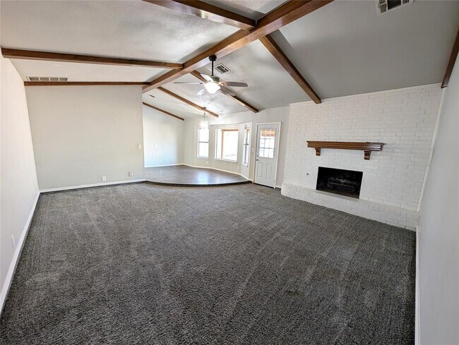 Foto del edificio - 2209 N Lincoln Ave