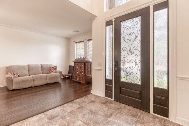 Foto del edificio - Beautiful Walker Ranch 2 Story Home. This location is fabulous, located off Bitters and Blanco