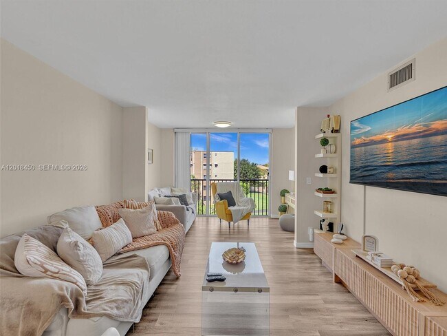 Foto del edificio - 7840 NW 50th St