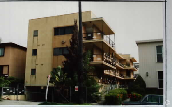 Foto principal - 807 4th St