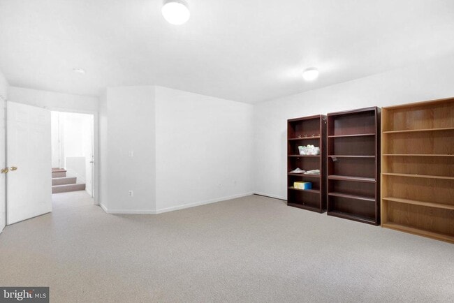 Foto del edificio - 11421 Abner Ave