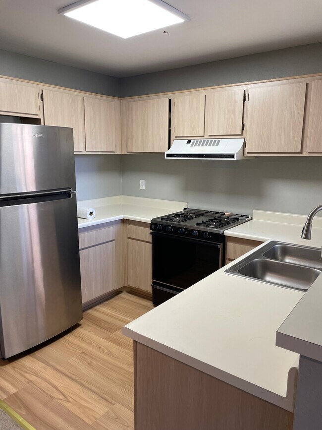 Building Photo - 321 Inger Dr