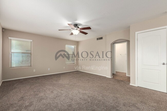 Foto del edificio - 61 W Hereford Dr