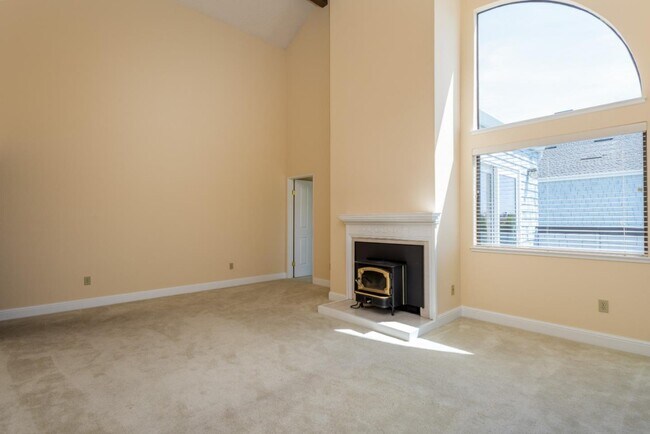 Building Photo - 56 Cape Hatteras Ct