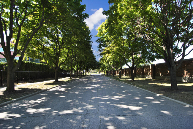 Building Photo - The Crossroads At Southfield Apartments