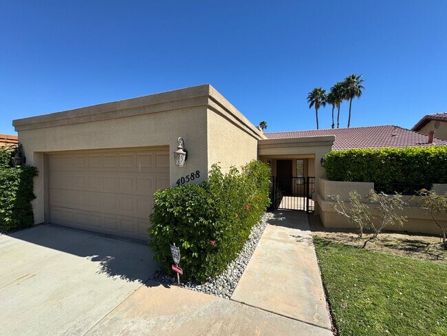 Foto del edificio - Long Term - Lovely 3 Bedroom Home w/ Pool & Spa in Palm Desert!