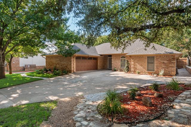 Foto del edificio - 5409 Chimney Rock Rd