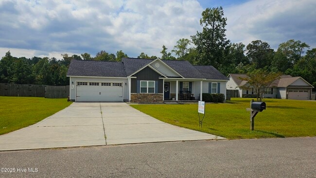 Building Photo - 422 McCall Dr