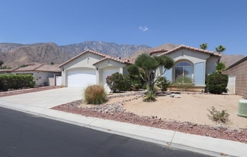 Building Photo - 3713 Vista Verde