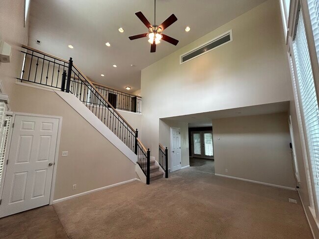 Foto del edificio - 686 E Union Garden Ct S