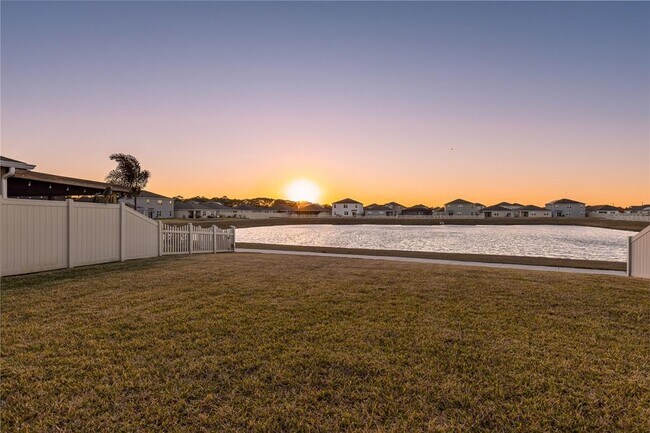 Foto del edificio - 455 Talisi Lp