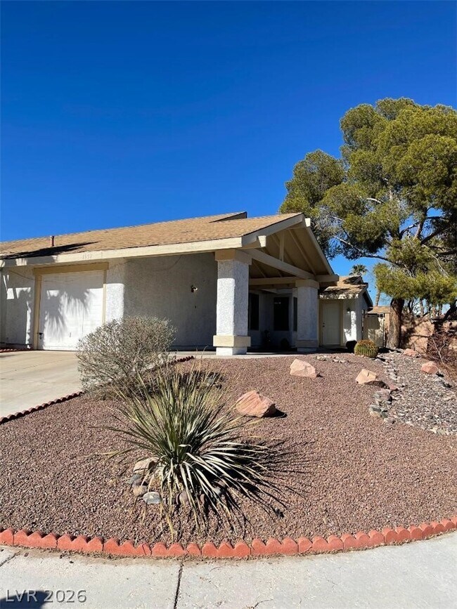 Building Photo - 6992 Grassy Knoll St