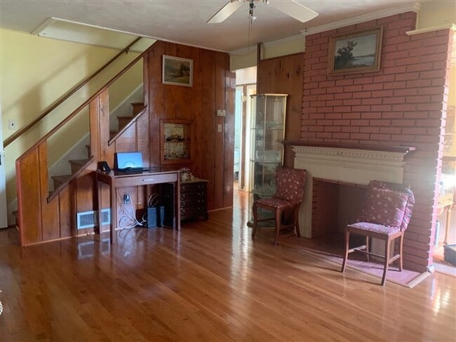 Foto del edificio - 5918 Vandegrift Ave