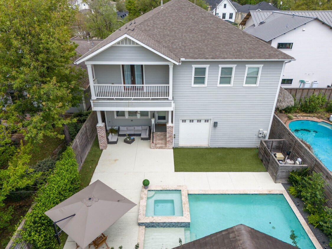 Foto principal - 808 Merrill St