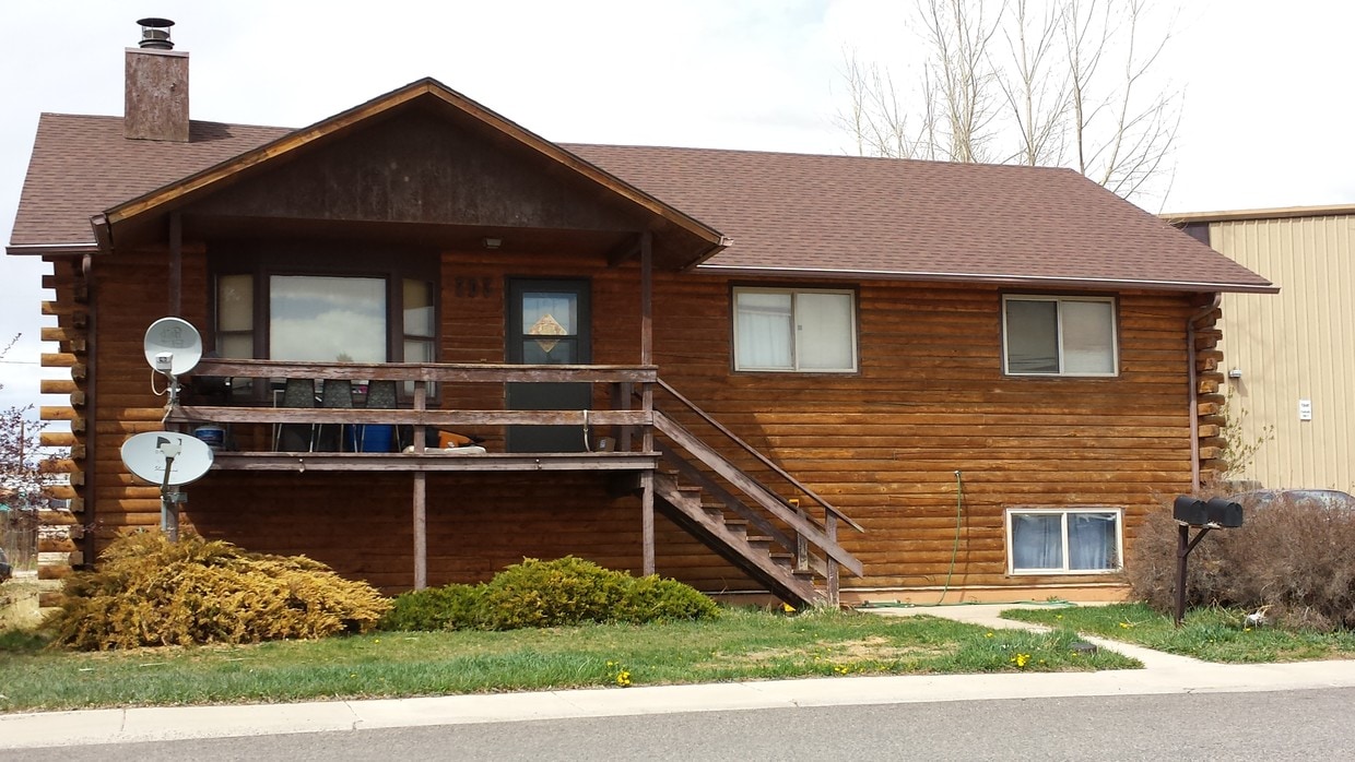 703 Downey St, Laramie, WY 82072 703 Downey St Laramie, WY