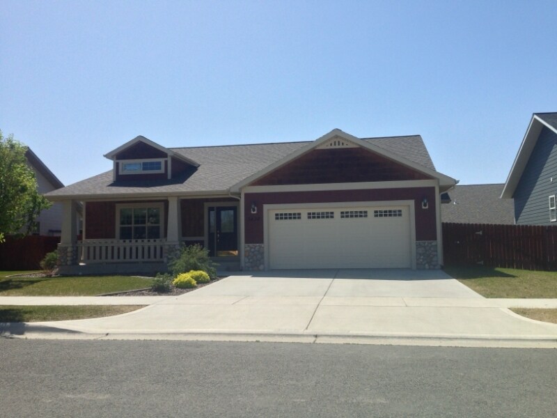 Primary Photo - 3438 Curlew St