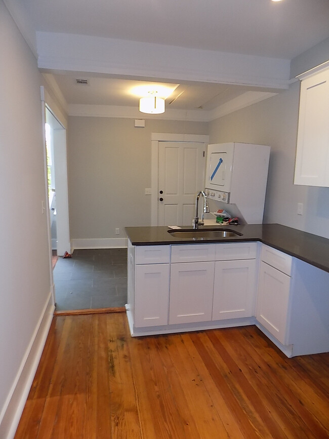 Building Photo - 2109 Abercorn St