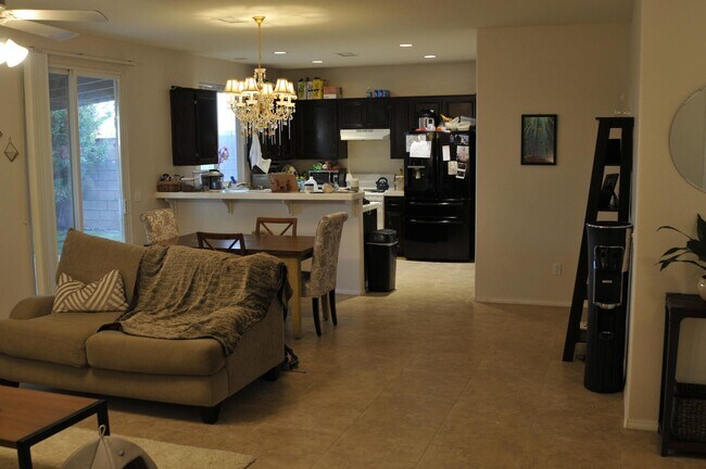 Foto del edificio - 3406 Garnet Ave