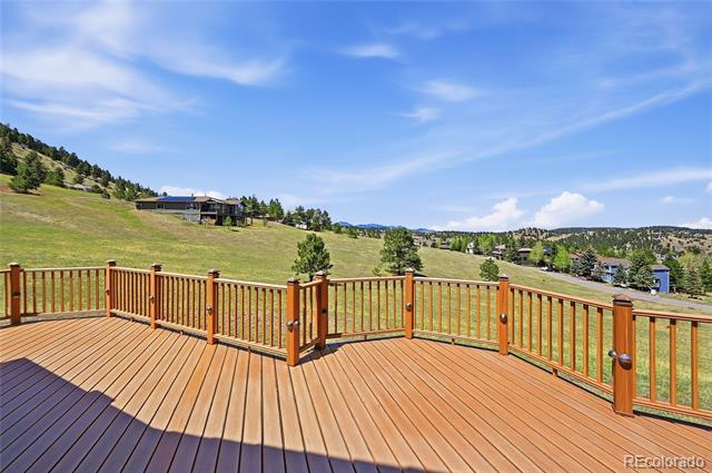 Foto del edificio - 24047 Genesee Trail Rd